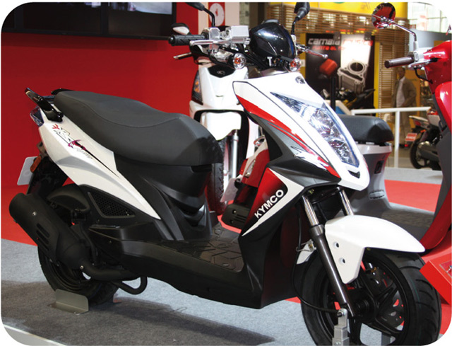 Scooter Kymco Agility 50 RS Naked 2T