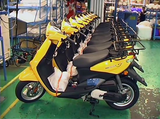 Depuis juin 2012, le scooter sort des chaînes de production de MBK, dans l'Aisne