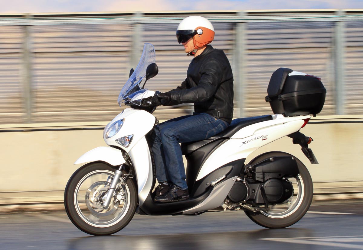 Le Yamaha Xenter offre une position de conduite sereine