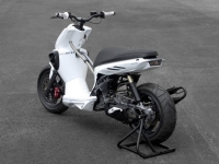 MBK Stunt White Out (perso-10067-08_11_29_18_13_38)
