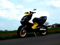 Yamaha Aerox R Black.Yellow Rox (perso-12027-09_04_25_19_36_38)