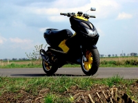 Yamaha Aerox R Black.Yellow Rox (perso-12027-09_04_25_19_38_21)