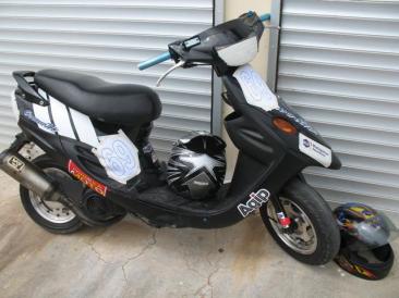 scooter-madagascar_8.jpg