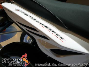 mbk-stunt-fatal-weapon-bcd-design-arriere.jpg