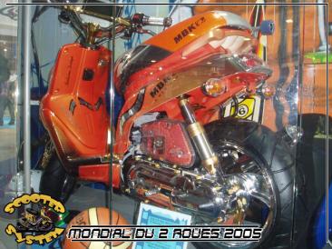 salon_mondial_deux_roues_2005_scooter_system_31.jpg
