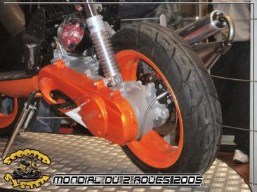 salon_mondial_deux_roues_2005_scooter_system_8.jpg