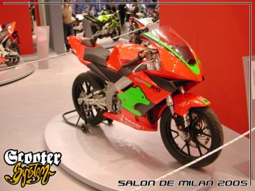 Salon_international_motocyclette_Milan_2005_23.jpg