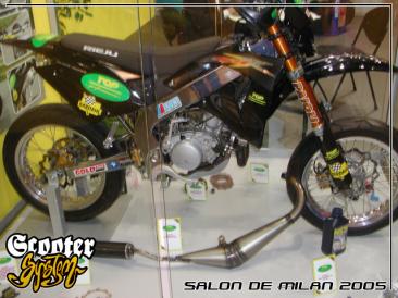 Salon_international_motocyclette_Milan_2005_44.jpg