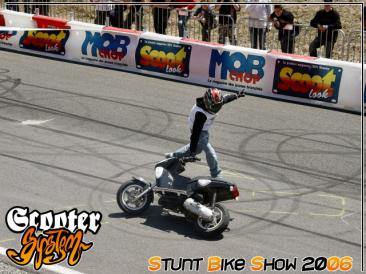 stunt-bike-show-2006_121.JPG