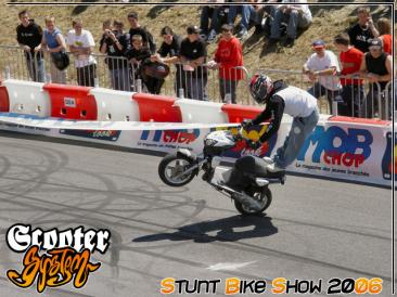 stunt-bike-show-2006_123.JPG