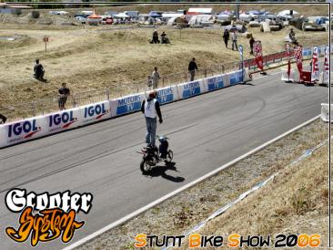 stunt-bike-show-2006_128.JPG