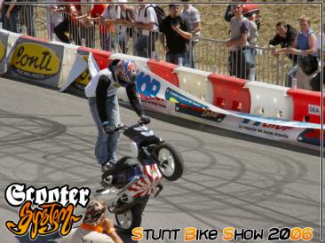 stunt-bike-show-2006_137.JPG