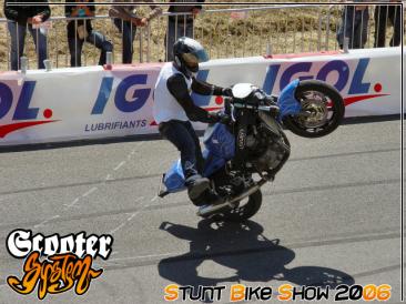 stunt-bike-show-2006_139.JPG