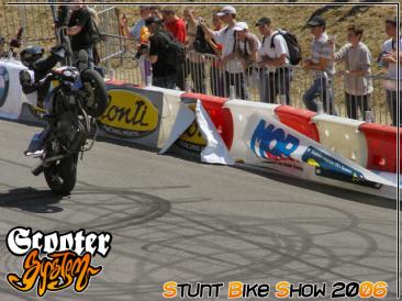 stunt-bike-show-2006_143.JPG