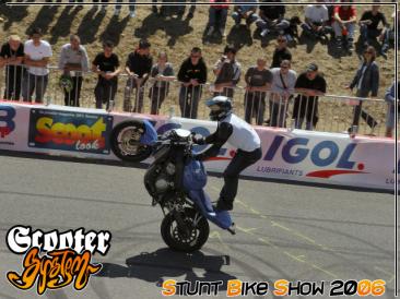 stunt-bike-show-2006_144.JPG