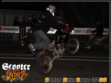 stunt-bike-show-2006_160.JPG