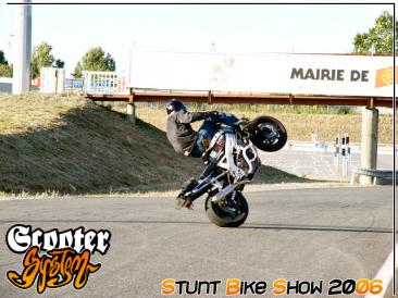 stunt-bike-show-2006_185.JPG