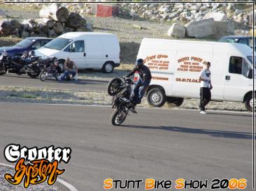 stunt-bike-show-2006_191.JPG