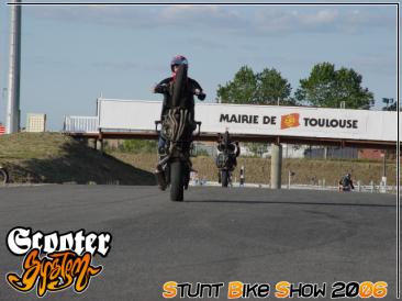 stunt-bike-show-2006_200.JPG