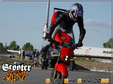 stunt-bike-show-2006_201.JPG