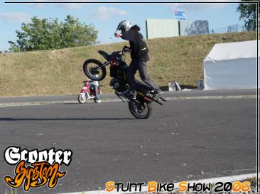 stunt-bike-show-2006_212.JPG