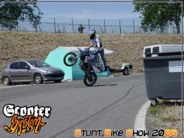 stunt-bike-show-2006_27.JPG