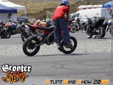 stunt-bike-show-2006_37.JPG