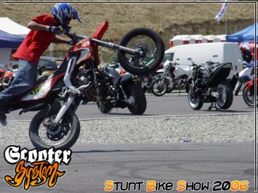 stunt-bike-show-2006_39.JPG