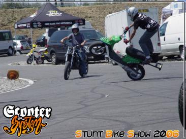 stunt-bike-show-2006_43.JPG