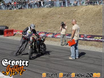 stunt-bike-show-2006_80.JPG