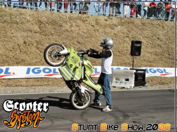 stunt-bike-show-2006_86.JPG