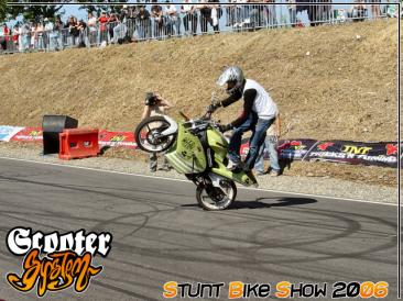 stunt-bike-show-2006_87.JPG