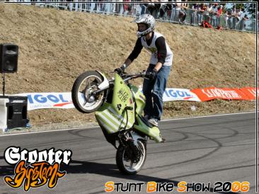 stunt-bike-show-2006_90.JPG