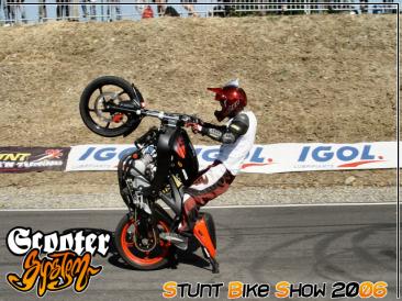 stunt-bike-show-2006_97.JPG