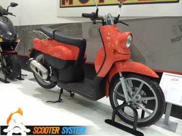 Benelli, scooter à grandes roues