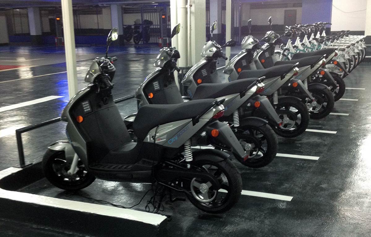La station Cityscoot de La Défense propose 6 scooters en libre service