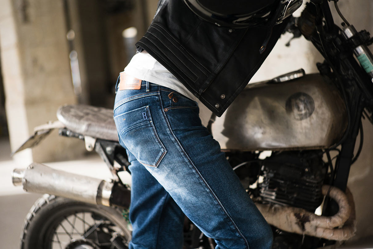 Les jeans Bolid'ster sont conçus en Armalith 2.0, un textile ultra-résistant à l'abrasion