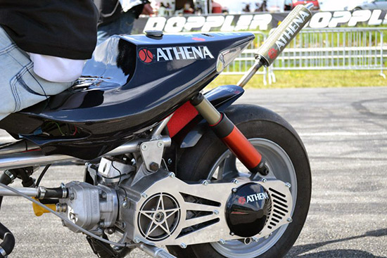 Le dragster Athena officiel a testé ce kit durant toute la saison de runs 2012