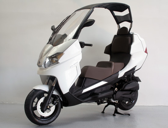 Maxi-scooter Adiva AD 200