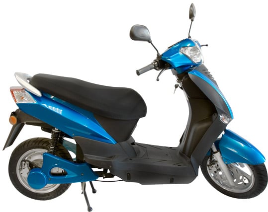 Conçu pour la ville, le scooter électrique CitiZy est proposé en bleu ou noir