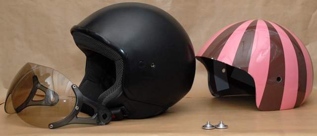 Casque Max One Helmets démonté