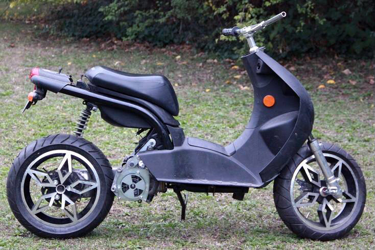 Le scooter Peugeot Ludix peut facilement être équipé d'un moteur de MBK Nitro