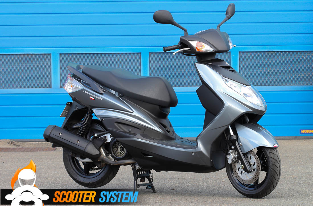 Le petit scooter urbain est proposé au tarif alléchant de 2699€