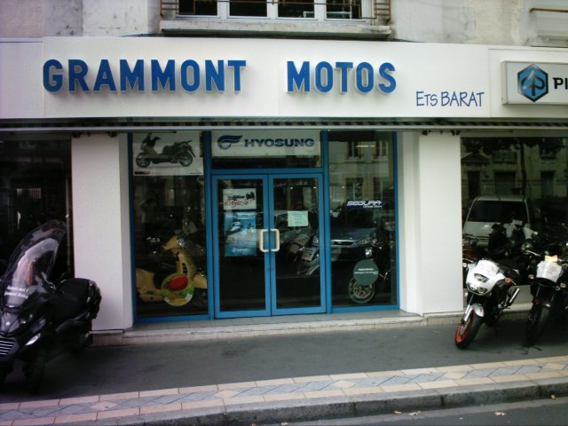 magasin moto avenue grammont tours