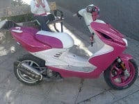 Yamaha Aerox Top Rosa Pink Lady de Khembera - 4