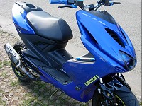 Yamaha Aerox Yasuni Blue Racer de Valentino86 - 9