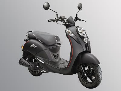 Sym Mio 50 : le scooter rétro voit en noir et blanc