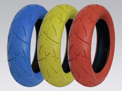 Innova Rubber : des pneus colorés pour scooter