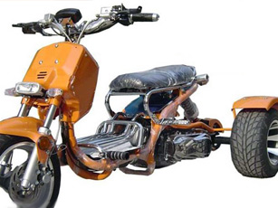 Le scooter Trike, trois-roues 100% fun à découvrir