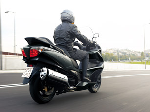 Honda SW-T600, le maxi-scooter GT ultime ?